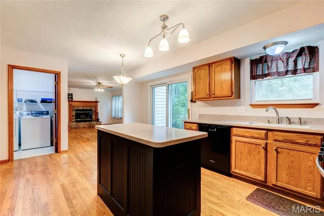 $295,000 | 1101 Nathaniel Court, Hazelwood, MO 63042