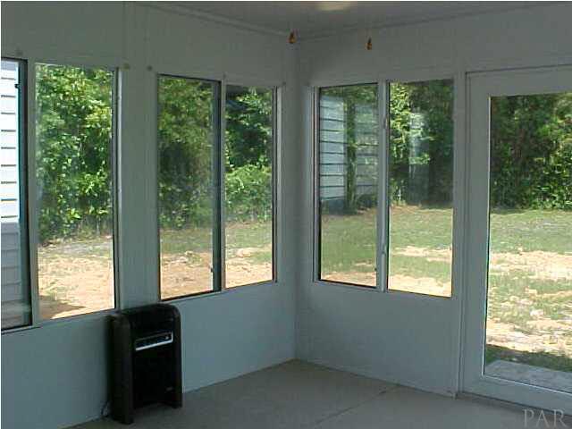 306 Ruberia Avenue Pensacola, FL 32507 - Photo 7 of 10 Florida Room - Windows on 3 sides
