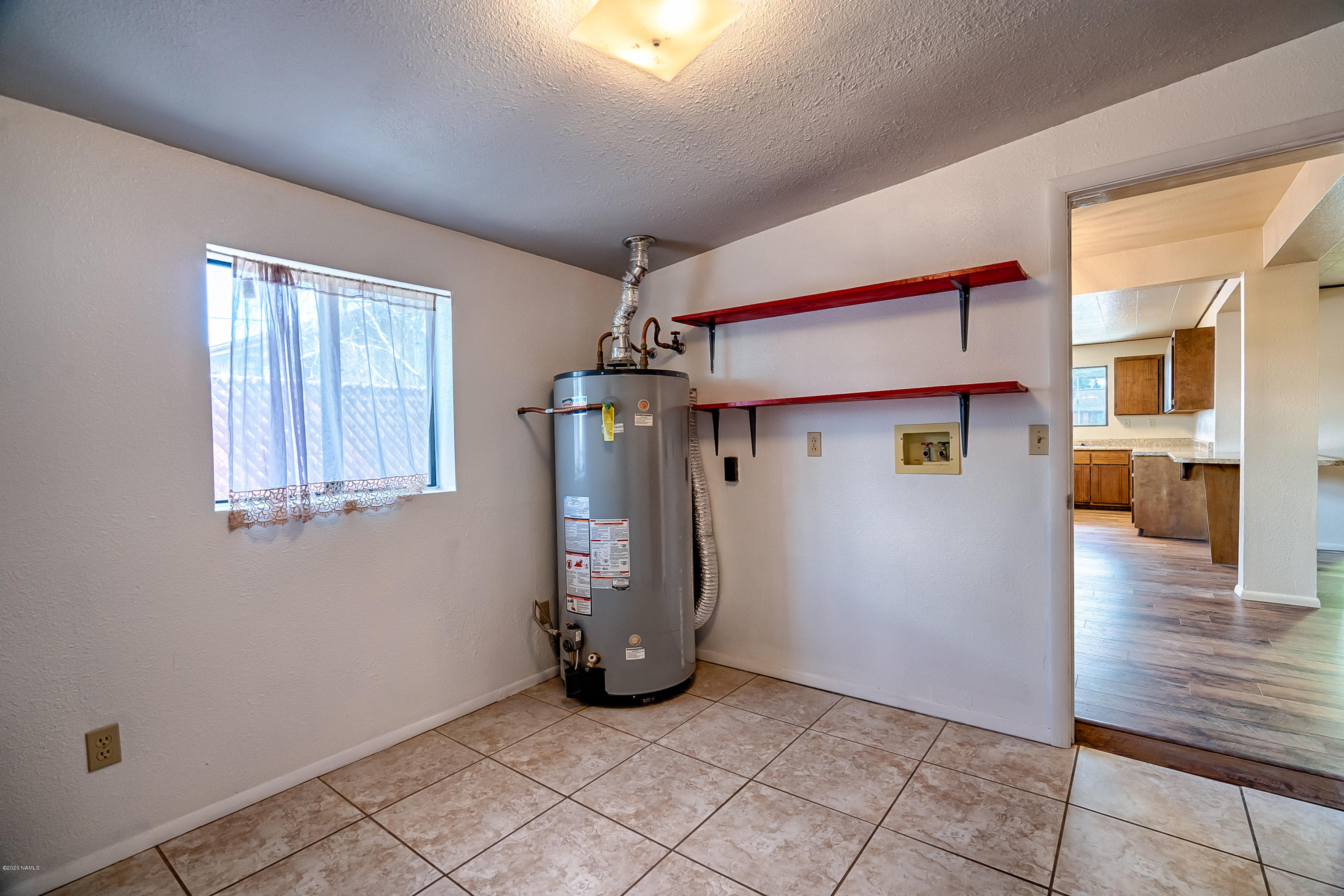1110 Stockmens Road Williams, AZ 86046 - Photo 15 of 21 Laundry Room
