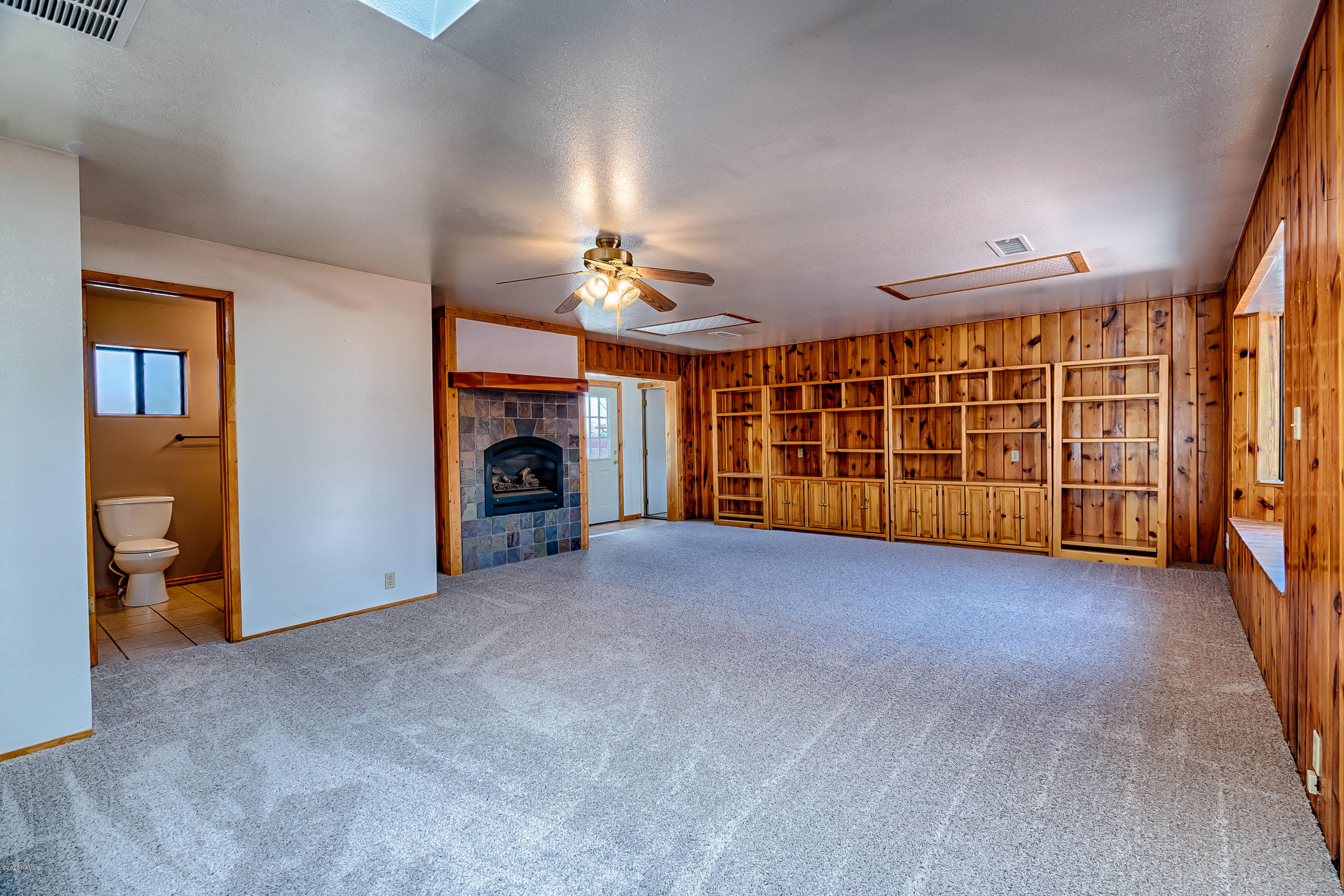 1110 Stockmens Road Williams, AZ 86046 - Photo 8 of 21 Family Room 2