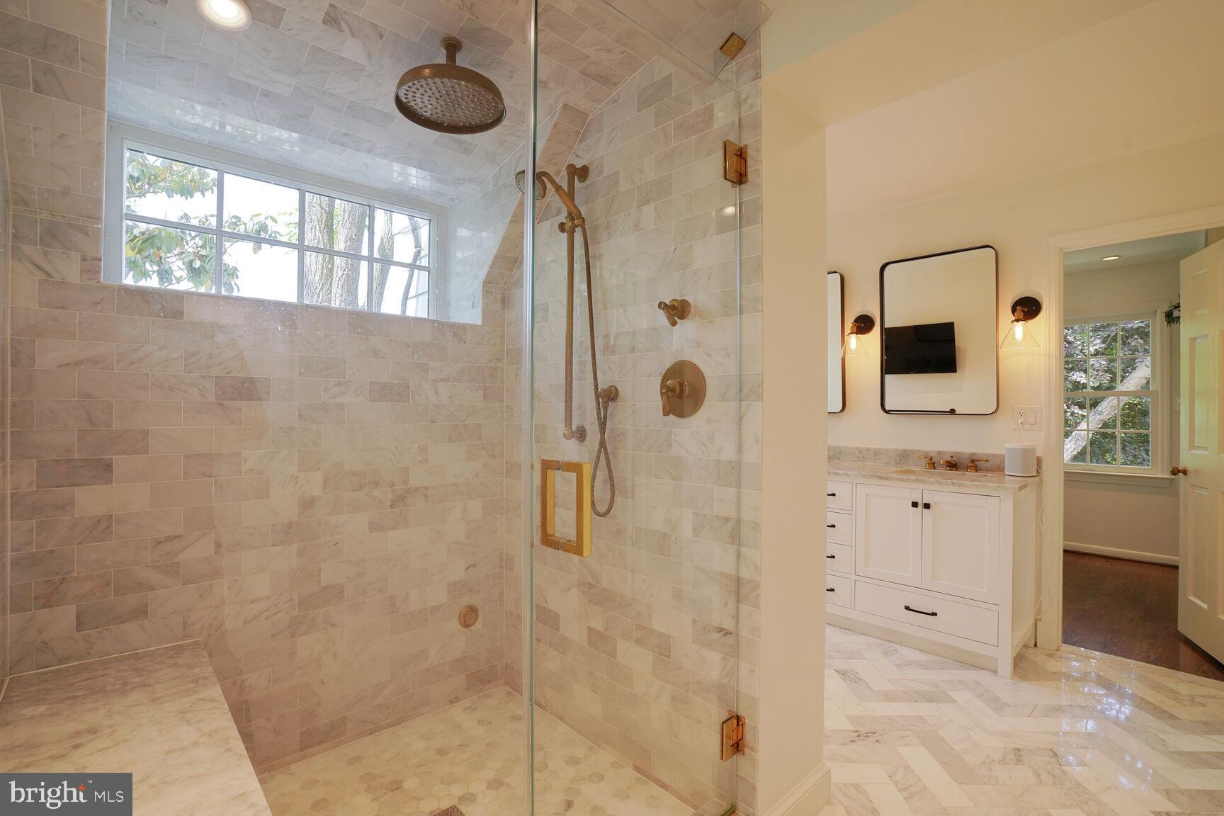 4773 Dexter Street Northwest Washington, DC 20007 - Photo 26 of 68 Primary Bathroom