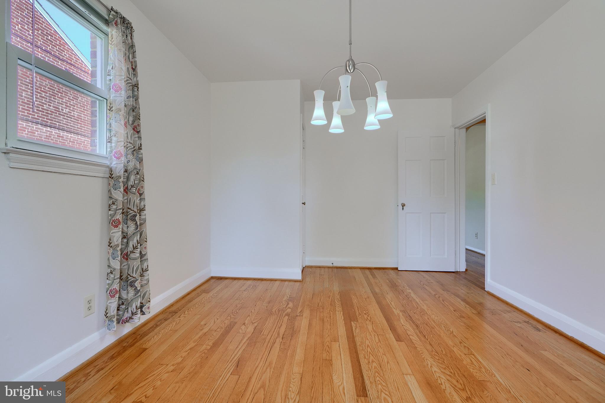 237 Ridge Avenue Towson, MD 21286 - Photo 7 of 31 Gallery Image 7