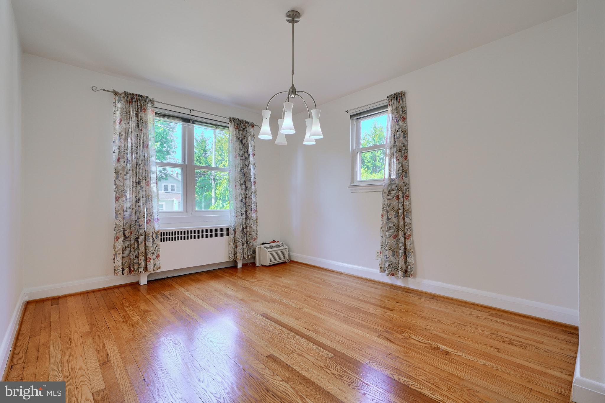 237 Ridge Avenue Towson, MD 21286 - Photo 8 of 31 Gallery Image 8