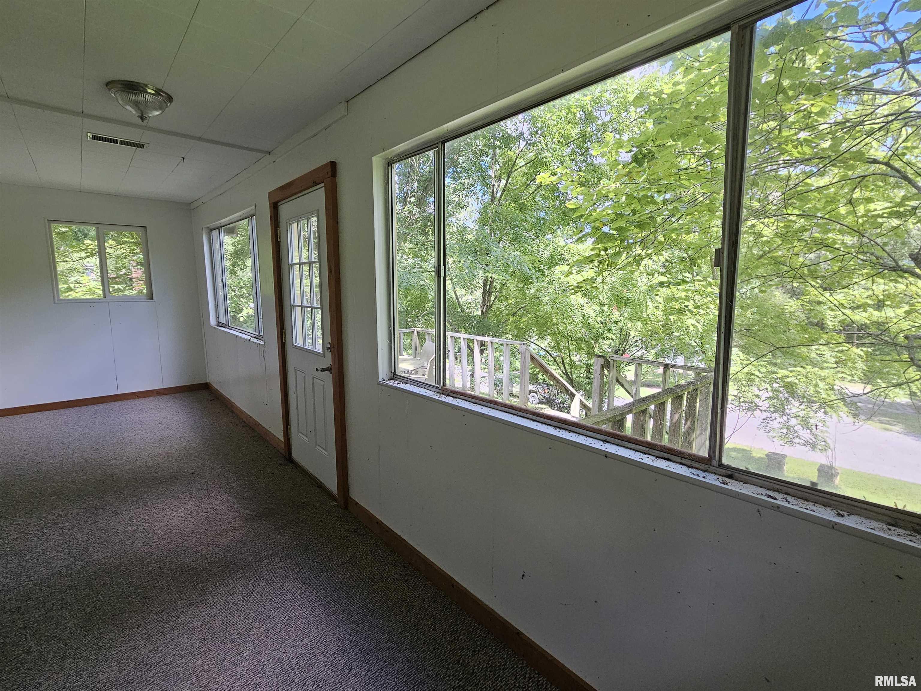 220 Contentment Road Makanda, IL 62958 - Photo 6 of 13 Gallery Image 6