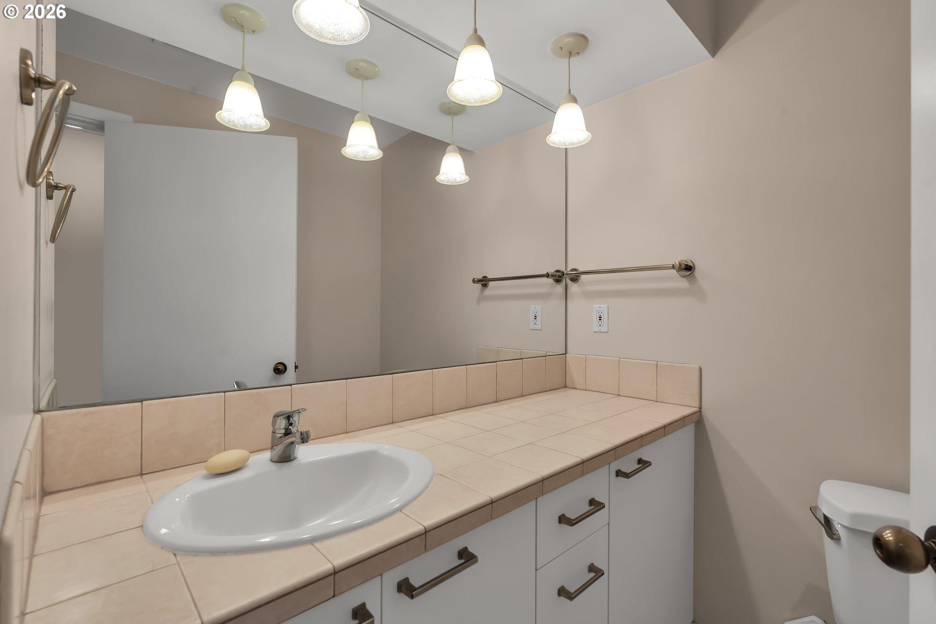 2445 Northwest Westover Road, Unit 209 Portland, OR 97210 - Photo 20 of 40 Gallery Image 20