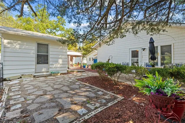 $119,000 | 101 North Ridgeway Street, Caney, KS 67333