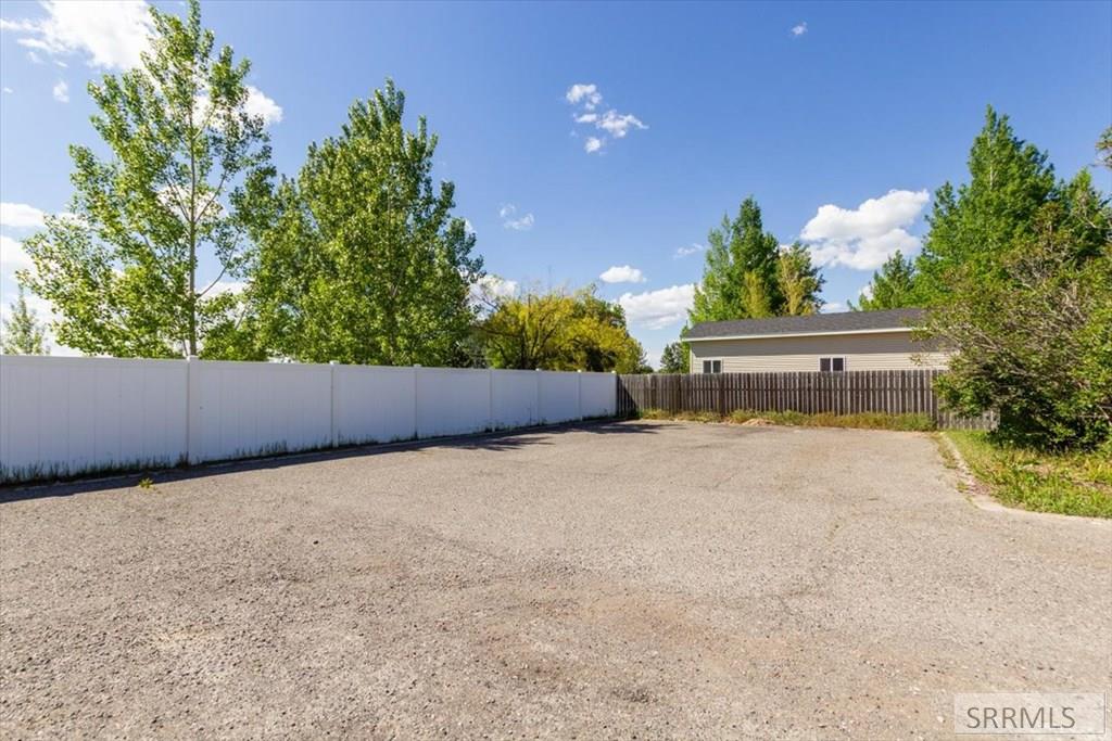 389 North 4050 East Rigby, ID 83442 - Photo 44 of 46