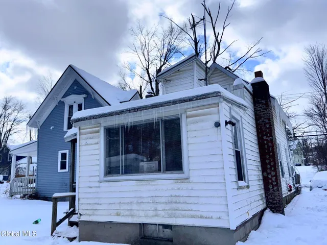 $40,000 | 27 Mechanic Street, Hoosick Falls, NY 12090