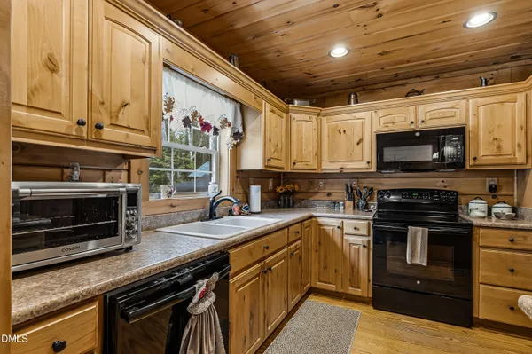 $389,900 | 115 Running Bear Drive, Louisburg, NC 27549