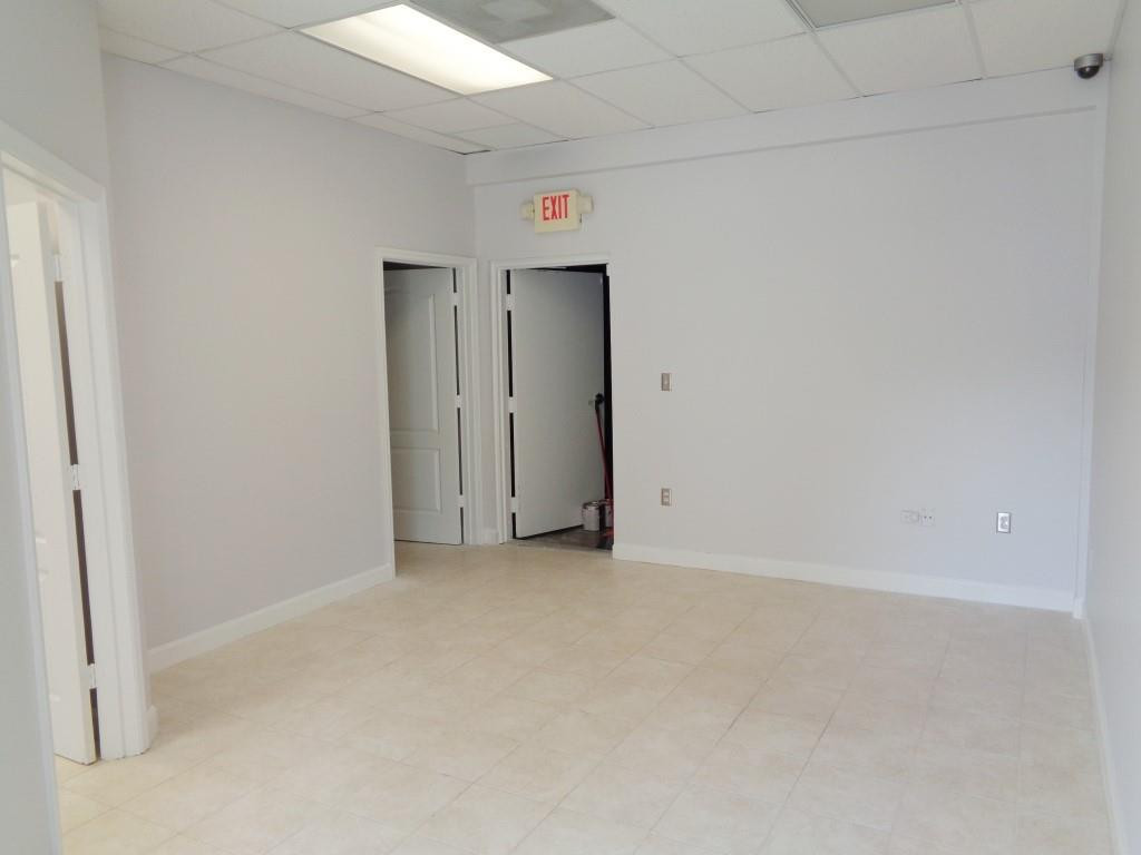 10220 West State Road, Unit 11 Fort Lauderdale, FL 33321 - Photo 11 of 14 Photo 11