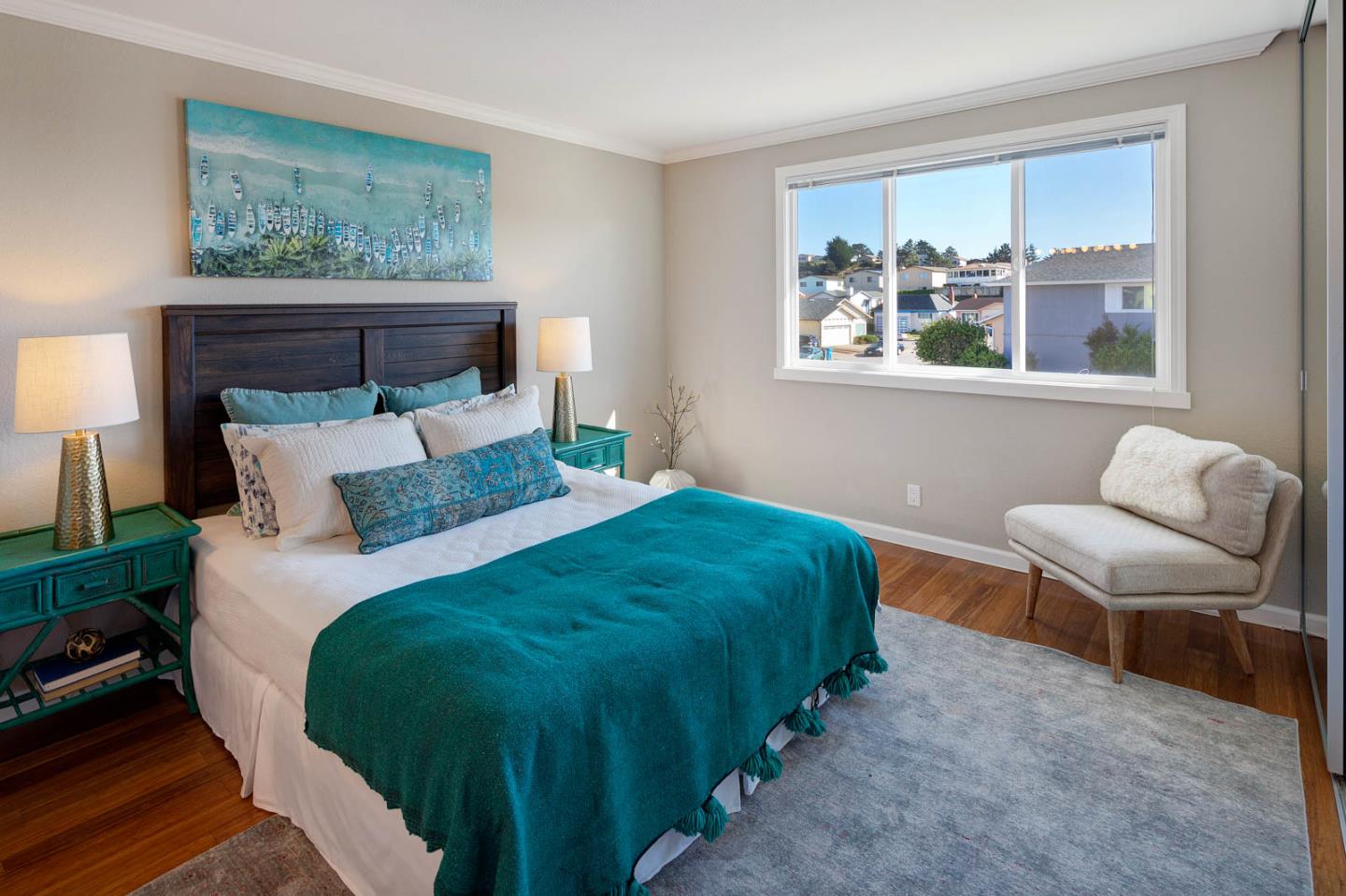 17 Moon Gate Court Pacifica, CA 94044 - Photo 23 of 36 a bedroom with a bed and a window