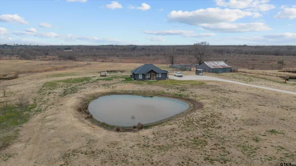 $325,000 | 3812 Fm 1995, Van, TX 75790