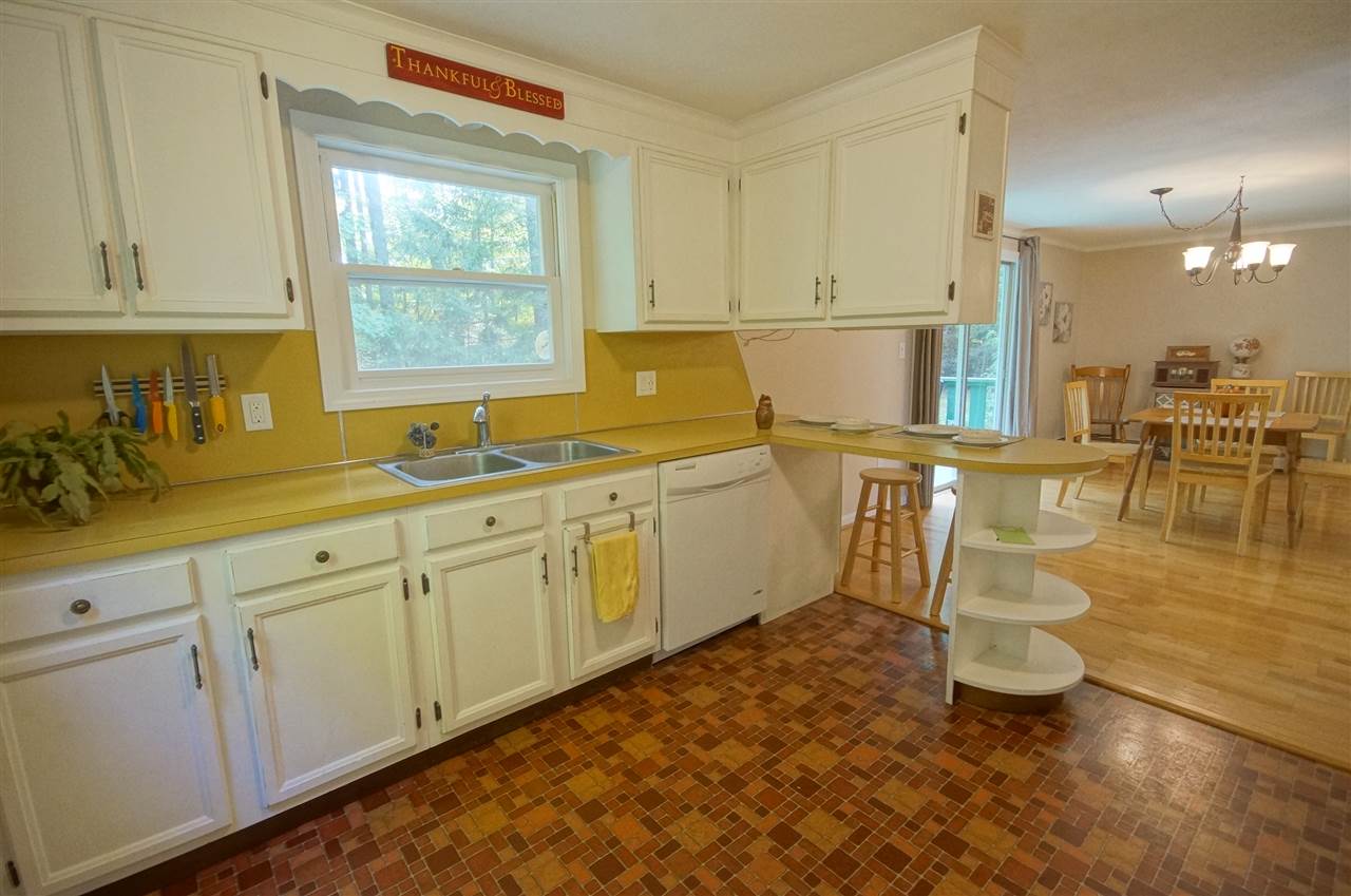 5 Webber Road Hampstead, NH 03826 - Photo 11 of 40 Gallery Image 11