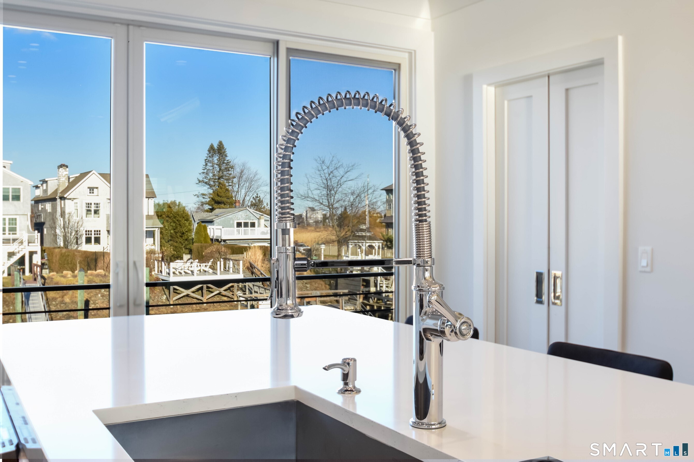 2268 Fairfield Beach Road Fairfield, CT 06824 - Photo 17 of 36 Gallery Image 17