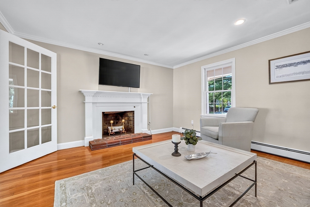 20 Winter Street Medfield, MA 02052 - Photo 7 of 42