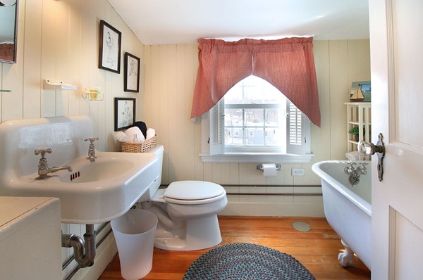 76 Abbott Road Dedham, MA 02026 - Photo 29 of 30 Gallery Image 29