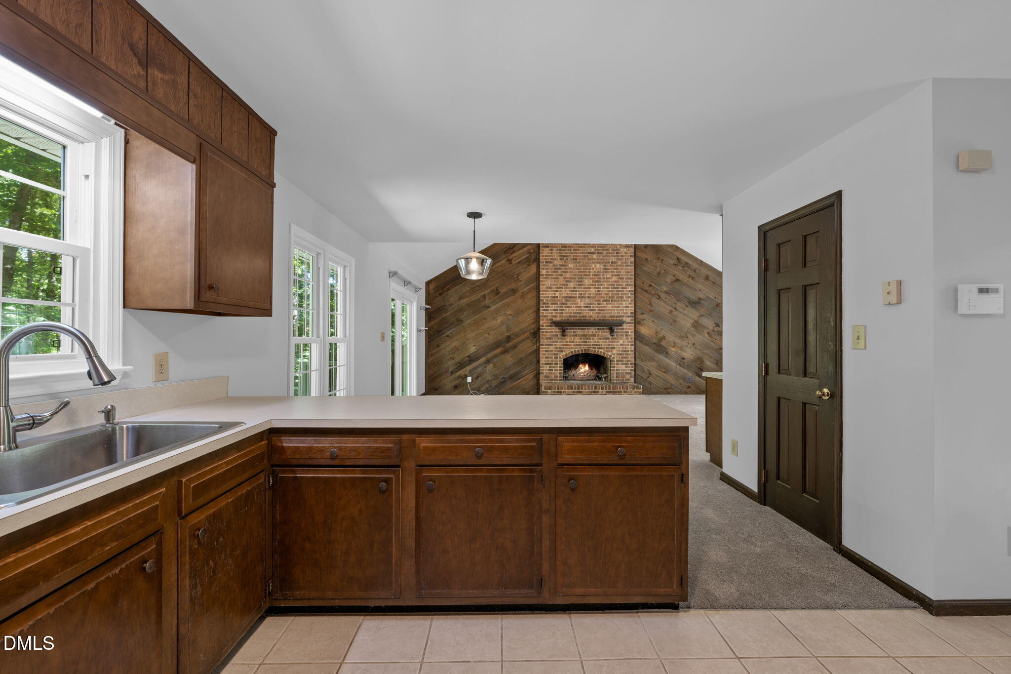 3304 Wade Avenue Raleigh, NC 27607 - Photo 13 of 33 13-web-or-mls-untitled-15