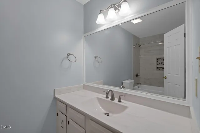 $575,000 | 3304 Wade Avenue, Raleigh, NC 27607