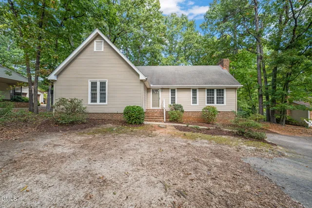 $575,000 | 3304 Wade Avenue, Raleigh, NC 27607