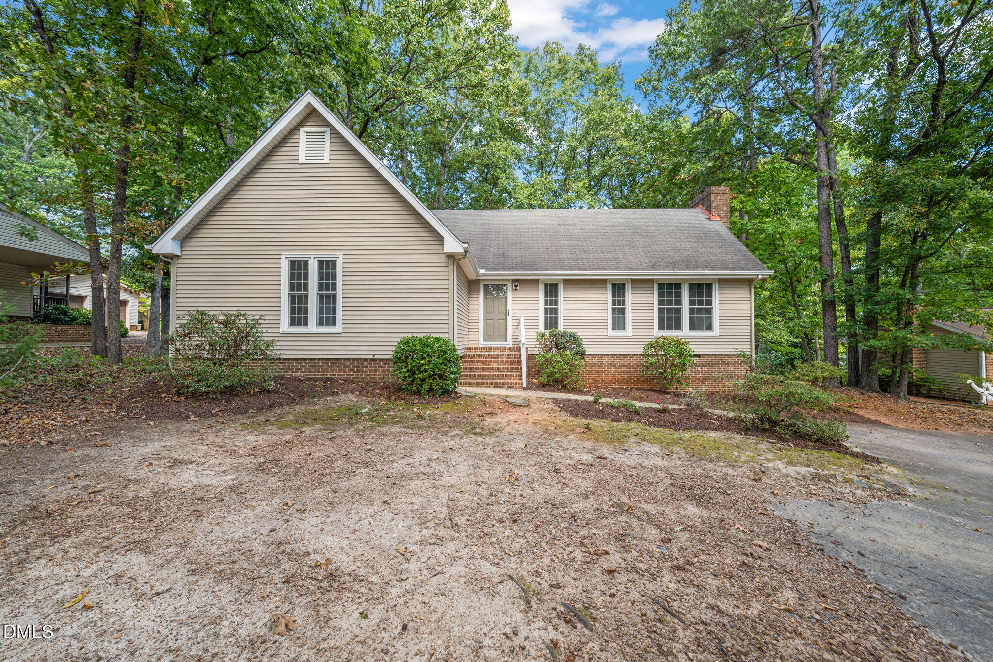 3304 Wade Avenue Raleigh, NC 27607 - Photo 2 of 33 1-web-or-mls-untitled-04531