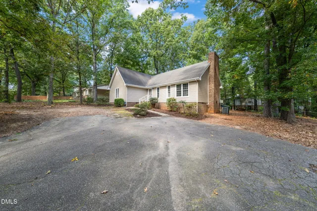 $575,000 | 3304 Wade Avenue, Raleigh, NC 27607