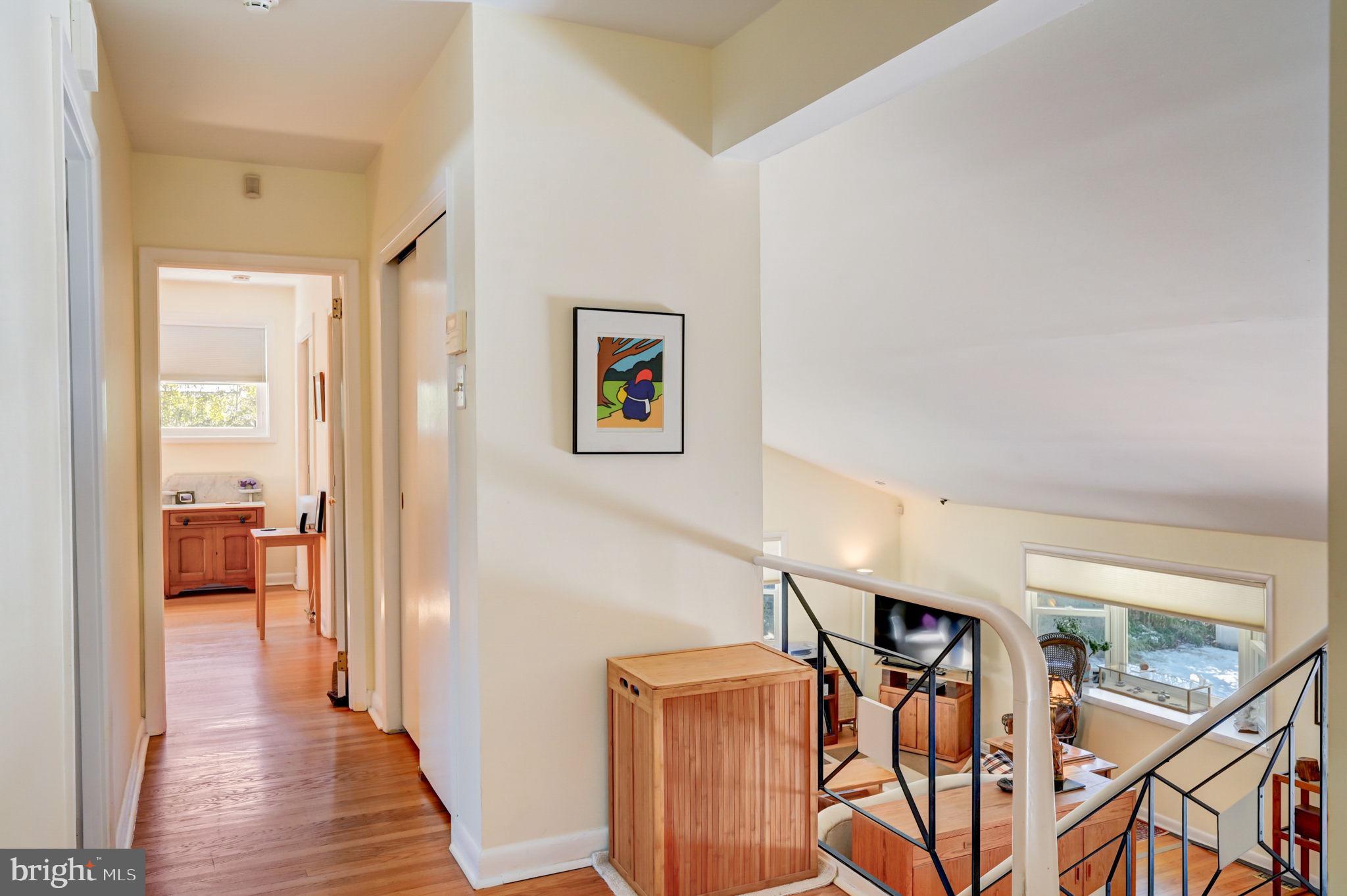 801 Preston Road Glenside, PA 19038 - Photo 12 of 40 Cathedral ceiling LR/DR - 4th level Hallway