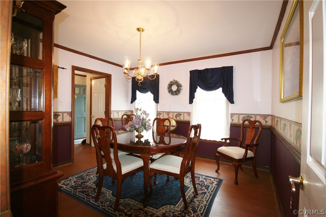 13915 Barnes Spring Road Midlothian, VA 23112 - Photo 4 of 17 FORMAL DINING WITH CROWN & CHAIR