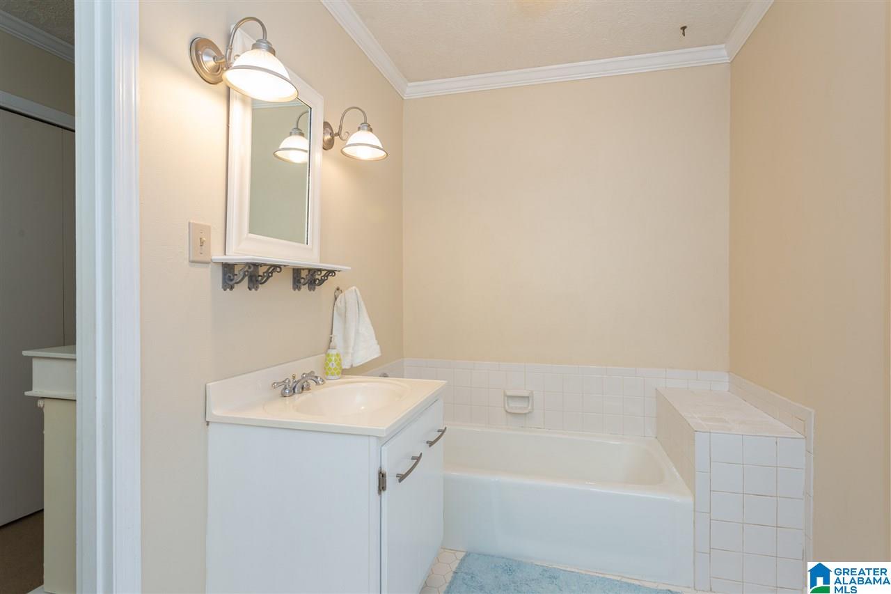 862 Pinecroft Road Anniston, AL 36207 - Photo 20 of 50