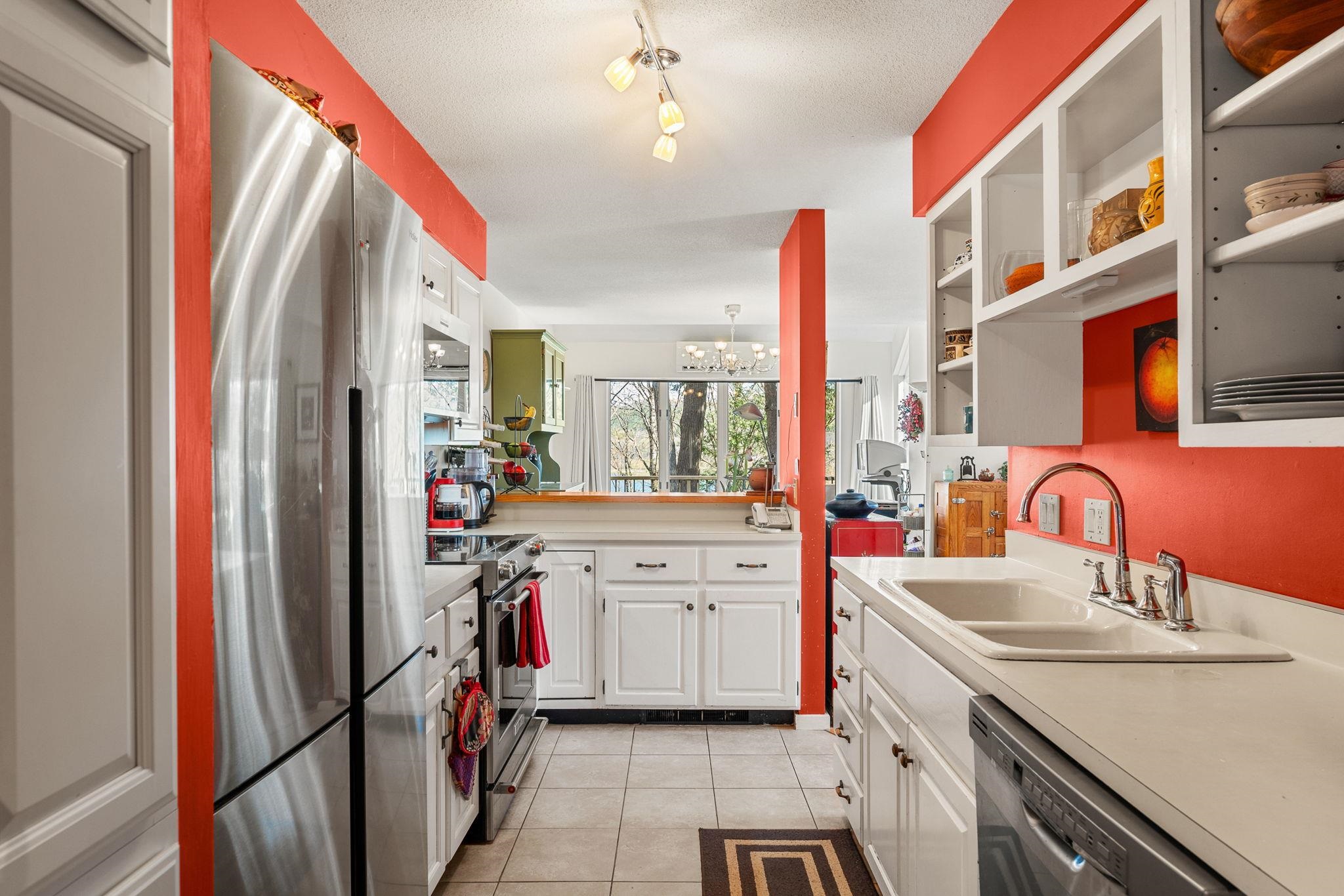 1140 Murphys Road, Unit 5A Hartford, VT 05059 - Photo 11 of 54 Gallery Image 11