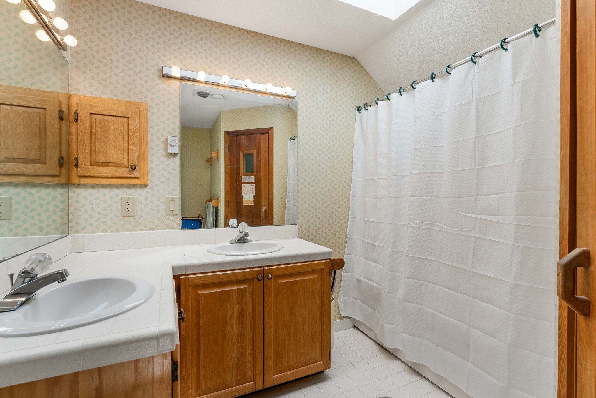 1140 Murphys Road, Unit 5A Hartford, VT 05059 - Photo 37 of 54 Gallery Image 37