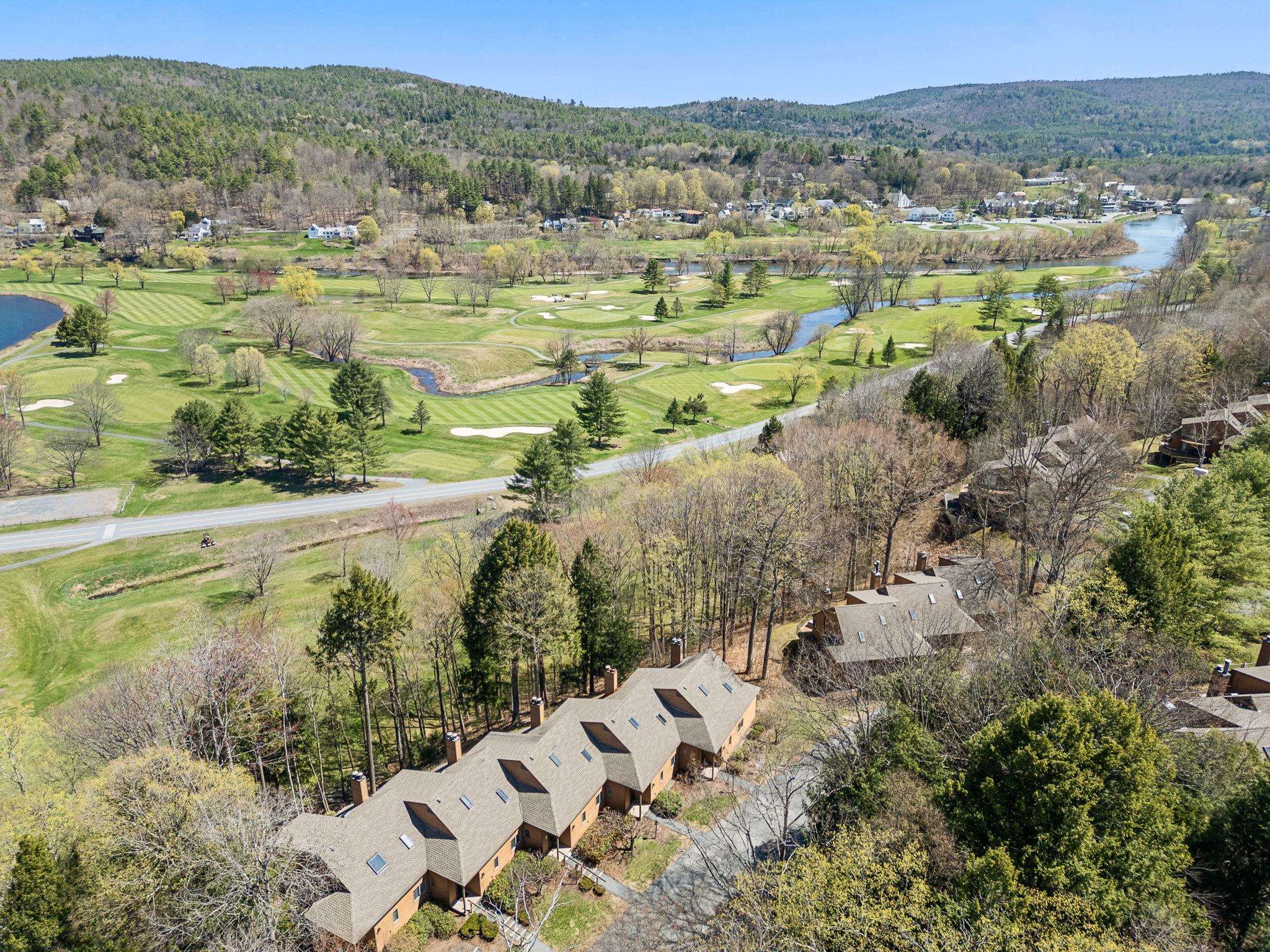 1140 Murphys Road, Unit 5A Hartford, VT 05059 - Photo 6 of 54 Gallery Image 6