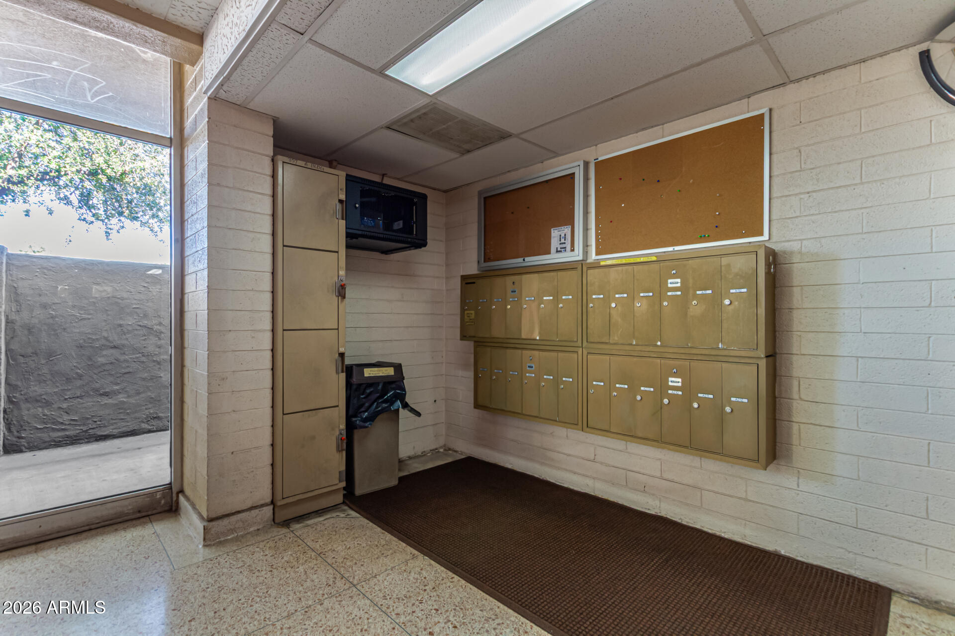 357 East Thomas Road, Unit A111 Phoenix, AZ 85012 - Photo 41 of 41 a view of outdoor space