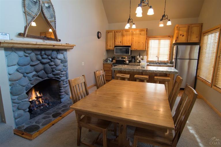 1 Circle 4 Ranch Circle Sunriver, OR 97707 - Photo 5 of 23 Dining area with convenient gas fireplac