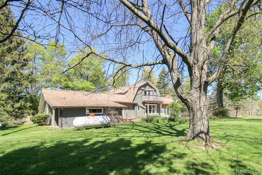 11634 Bohm Road Byron, MI 48418 - Photo 48 of 73
