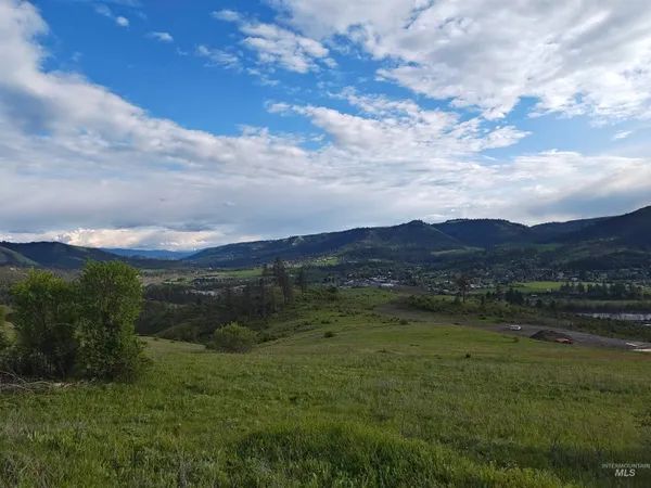 $114,900 | Tbd North Glenwood Road, Kamiah, ID 83536
