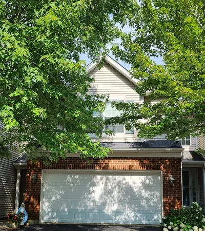 $354,000 | 1011 North South Elgin Boulevard, South Elgin, IL 60177
