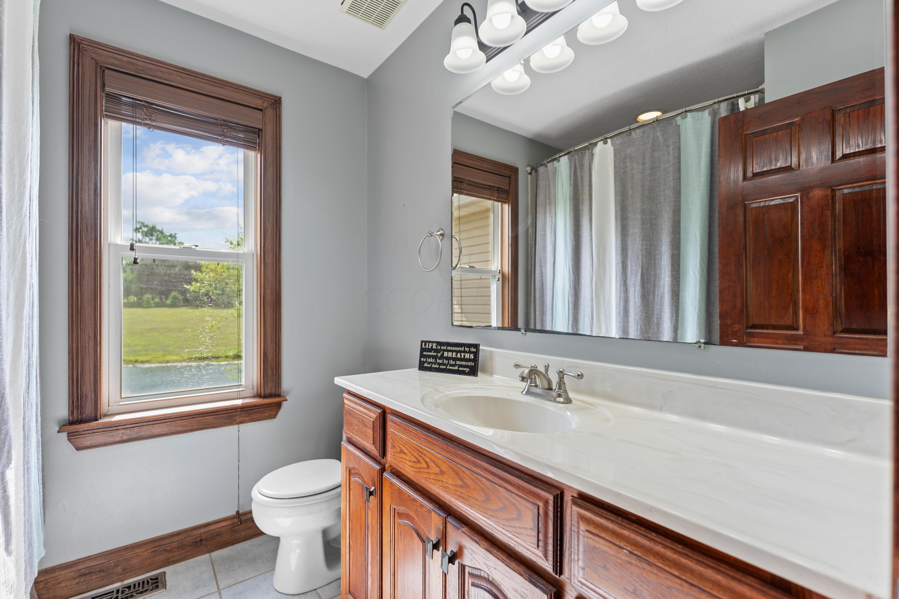 4677 State Rte 61 Sunbury, OH 43074 - Photo 58 of 104 Full Bathroom 2