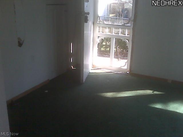 291 Devonshire Road Vermilion, OH 44089 - Photo 6 of 10 living room out the front door