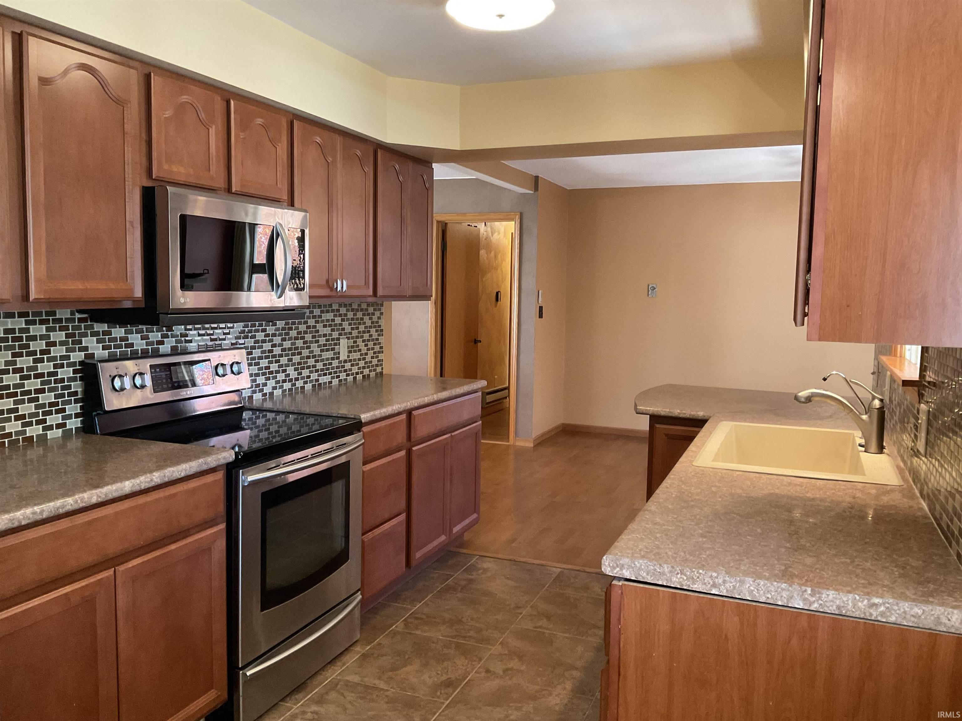 16907 Indianapolis Road Yoder, IN 46798 - Photo 6 of 16