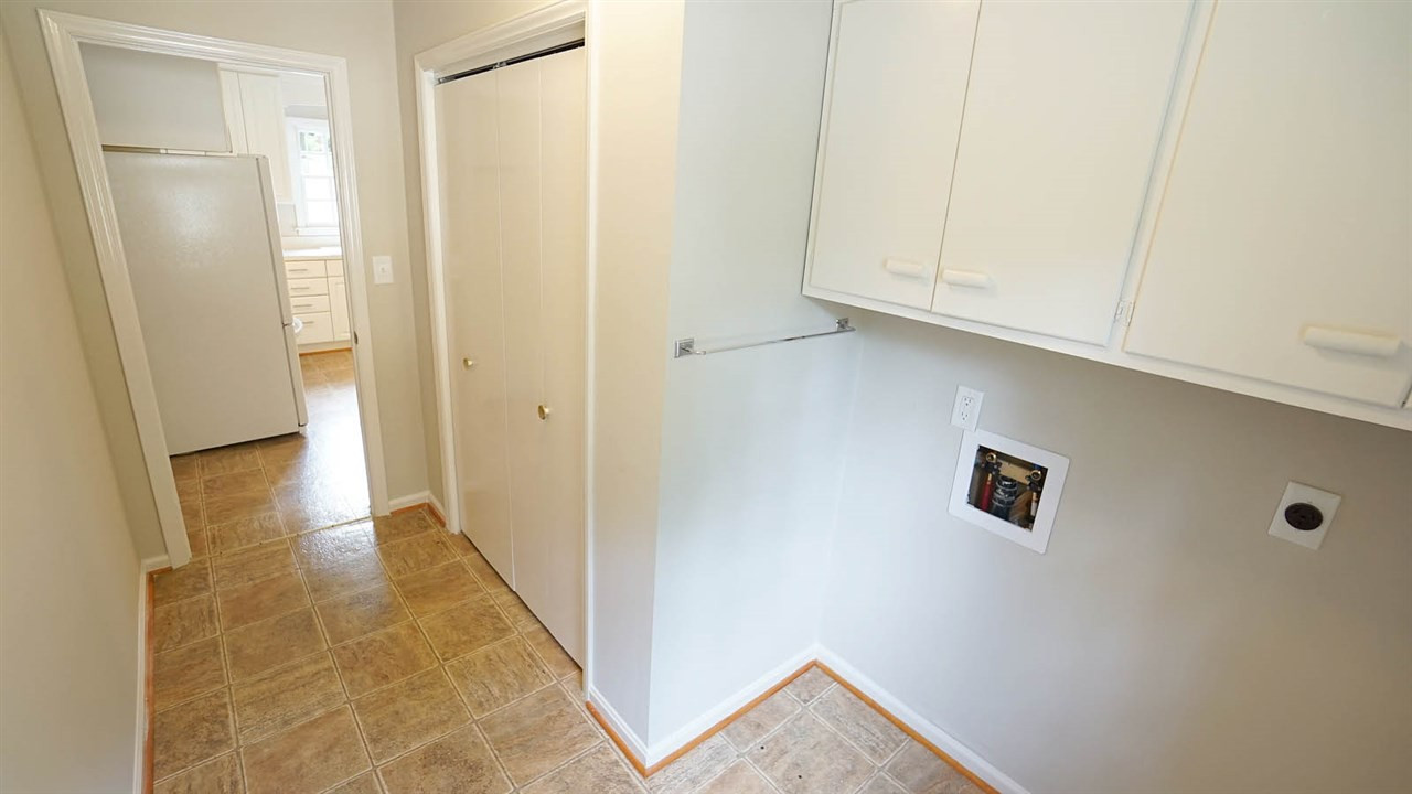 6515 King Lawrence Road Raleigh, NC 27607 - Photo 21 of 29 Laundry Room