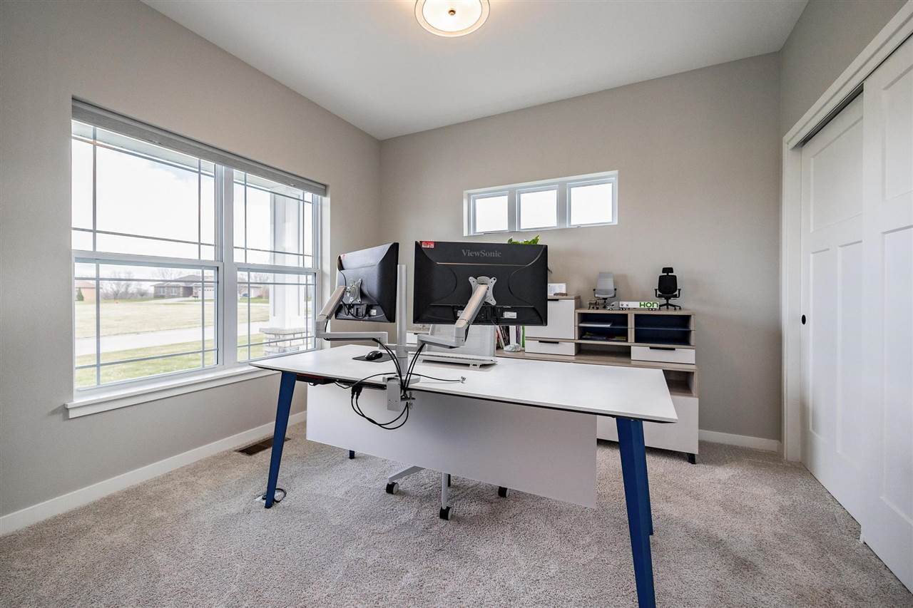 1280 Elder Ridge Road West Liberty, IA 52776 - Photo 5 of 41 Gallery Image 5