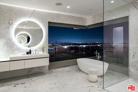 $23,500,000 | 8116 Laurel View Drive, Los Angeles, CA 90069