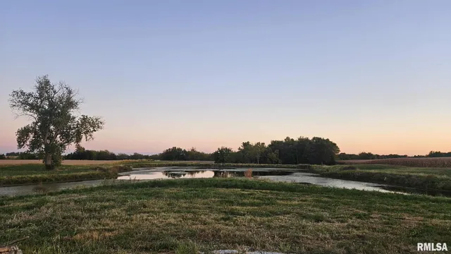 $310,000 | 11283 East Il Highway, Ellisville, IL 61431