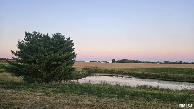 $310,000 | 11283 East Il Highway, Ellisville, IL 61431