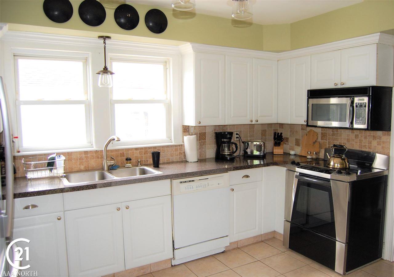 2470 Melvin Avenue Rochester Hills, MI 48307 - Photo 10 of 26