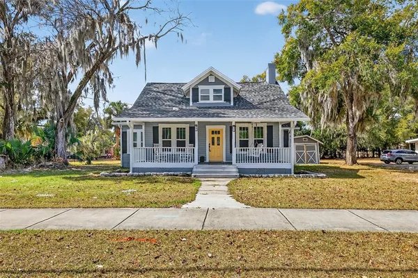 $319,000 | 92 South Trowell Avenue, Umatilla, FL 32784