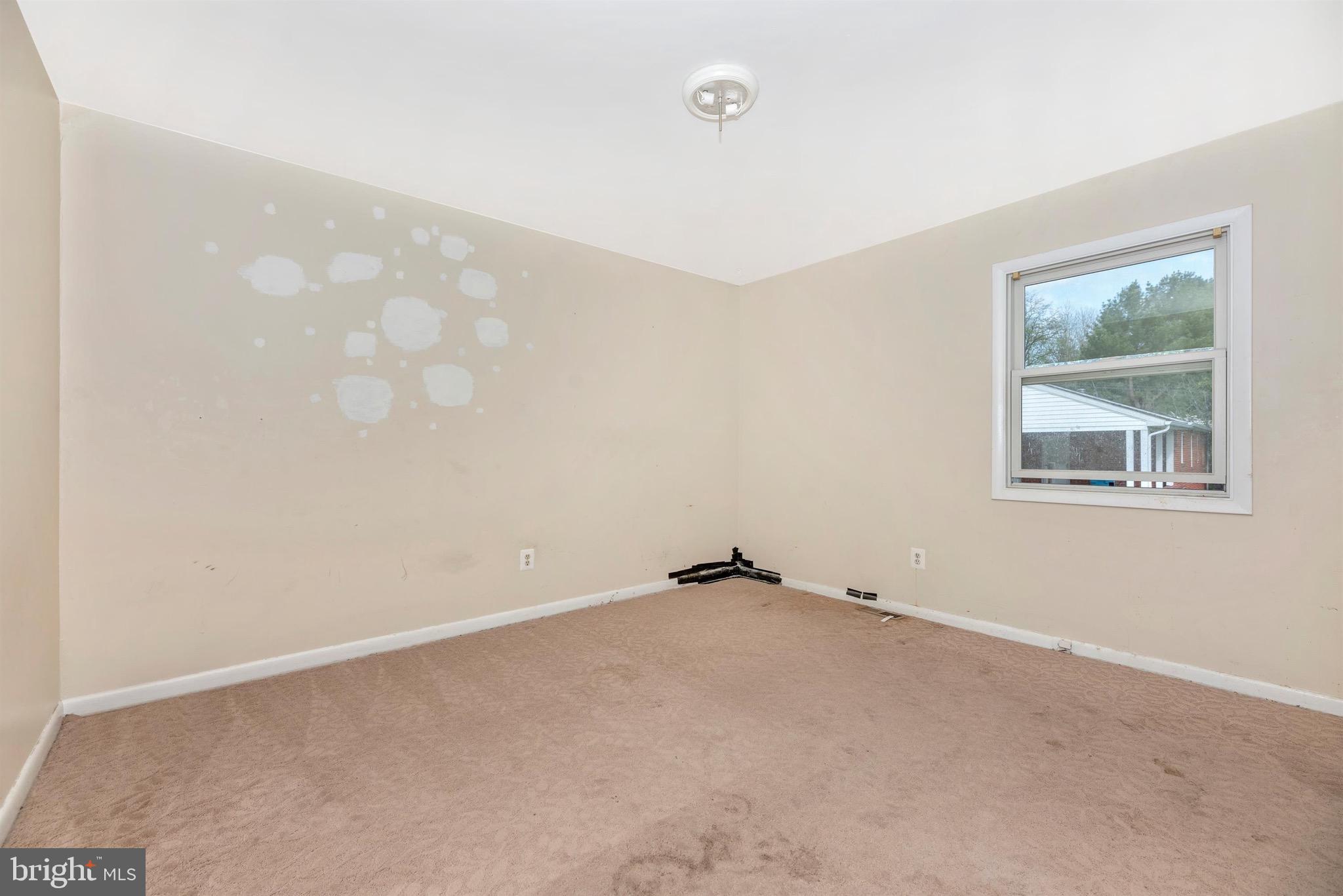 8123 B Ball Road Frederick, MD 21704 - Photo 42 of 74 In-law suite bedroom 2