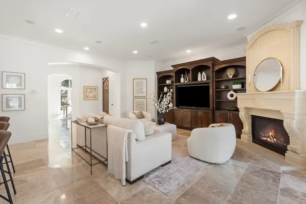 $7,500 | 4134 Bellefontaine, Houston, TX 77025