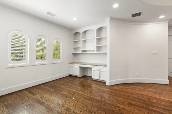 $7,500 | 4134 Bellefontaine, Houston, TX 77025