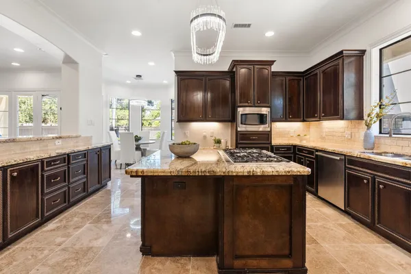 $7,500 | 4134 Bellefontaine, Houston, TX 77025